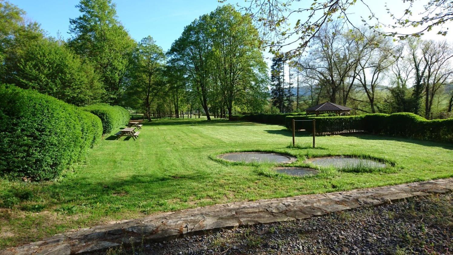 Château D' Aviette Givet Extérieur photo