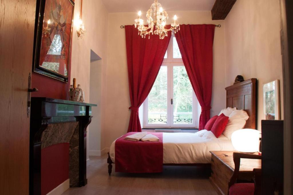 Château D' Aviette Givet Extérieur photo