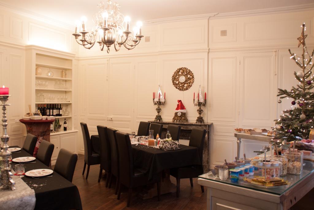 Château D' Aviette Givet Extérieur photo