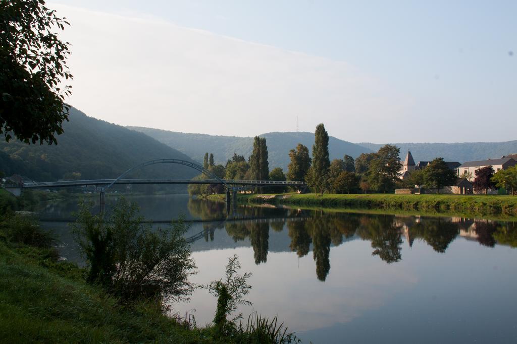 Château D' Aviette Givet Extérieur photo
